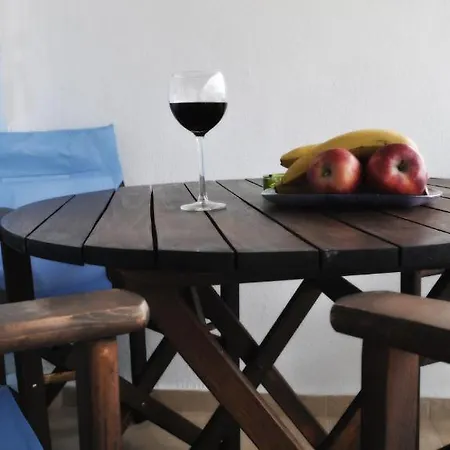 Asterias Aparthotel 2*